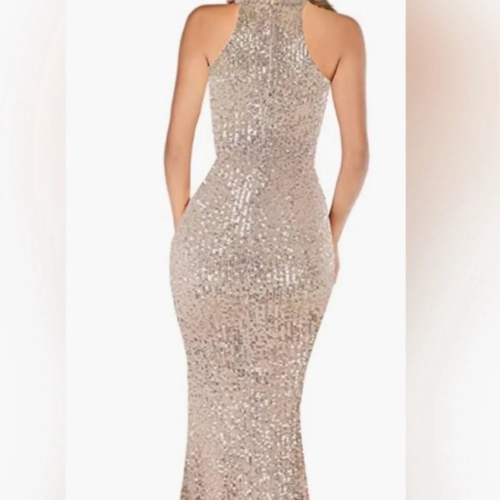 Aarfar Elegant Sequin Halter Dress - Picture 2 of 9